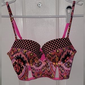 32B Victoria Secrets PINK